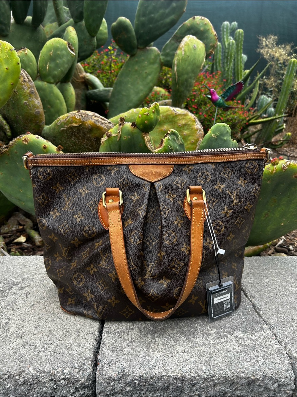 Louis Vuitton Monogram Canvas Tote - Picture 3 of 15